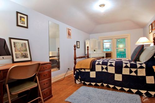 1212 Sheridan Rd, Waukegan IL 60085-4089 exterior