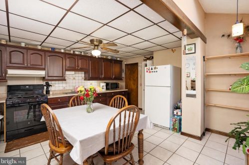 518 Schiller Ave, Trenton NJ 08610-6029 exterior