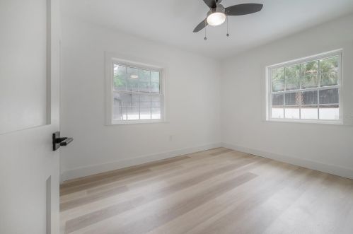 7202 15th St, Tampa FL  33610-1210 exterior