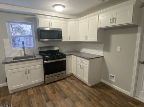 1520 Totten St, Rahway NJ  07065-5122 exterior