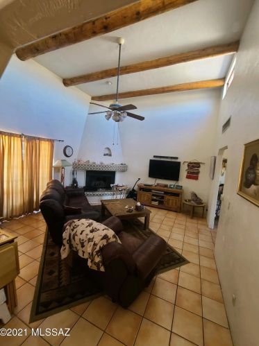 4885 Acacia Ln, Tucson AZ exterior