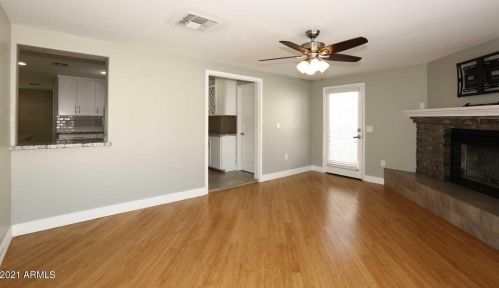 5711 12 Pl, Phoenix AZ 85014-5157 exterior