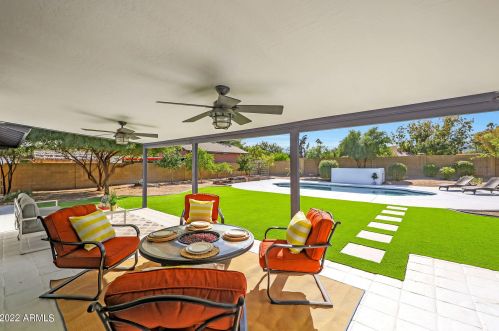 4233 Cholla St, Phoenix AZ  85029-3801 exterior