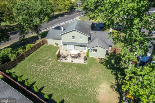 200 Applegate Dr, Trenton NJ 08690-1303 exterior