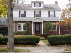 18 Garner St, Newton, MA 02459-1610