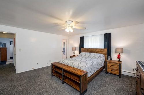 496 Lougeay Rd, Pittsburgh PA 15235-4505 exterior