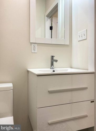 1153 Daly St, Philadelphia PA  19148-3018 exterior