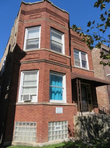 6110 Maplewood Ave, Chicago, IL 60659-2804