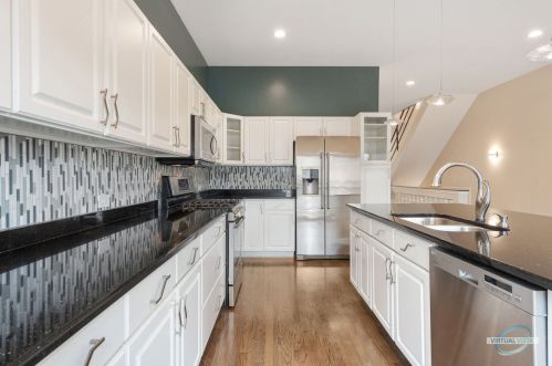 3835 Parnell Ave, Chicago IL 60628-7121 exterior