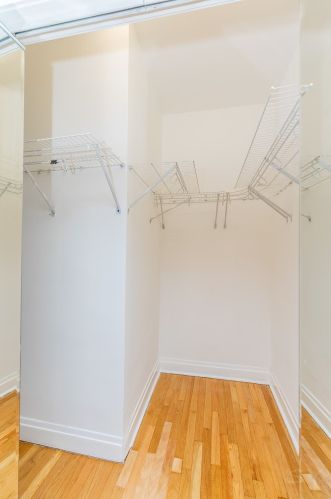 3352 Avers Ave, Chicago IL  60618-5257 exterior