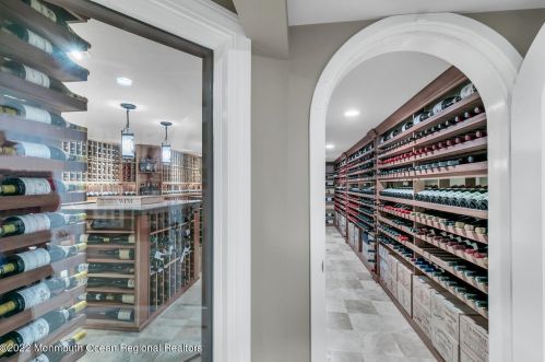 4 Tuxedo Rd, Locust NJ 07760-1825 exterior