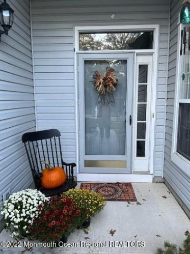 94 Sandpiper Dr, Berkeley Township NJ  08721-1965 exterior