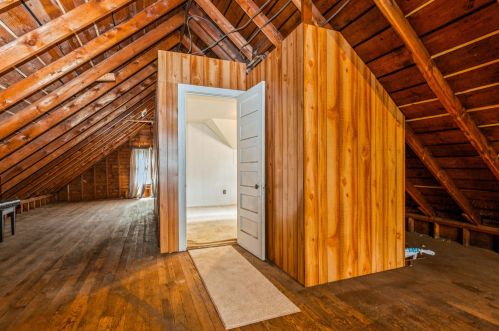 1029 57, Milwaukee WI 53214-3307 exterior