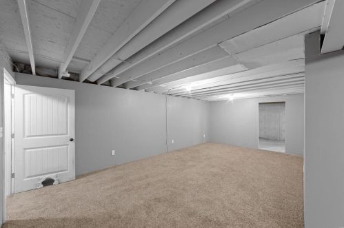 170 Village Circle Dr, Winfield MO 63389-2051 exterior