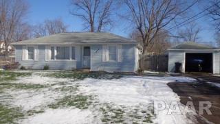 208 Berry St, Beverly Manor, IL 61571-1708