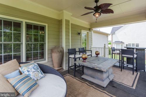 43266 Parkers Rdg Dr, Leesburg VA 20176-5132 exterior