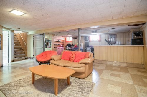 2312 18 Ave, Broadview IL 60155-3925 exterior