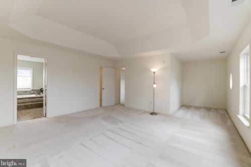 43195 Parkers Rdg Dr, Leesburg VA 20176-5132 exterior