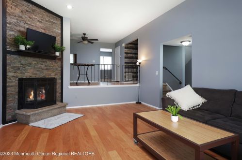 257 Clubhouse Dr, Middletown NJ  07748-1324 exterior