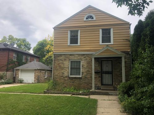 5471 42nd St, Milwaukee, WI 53209-4626