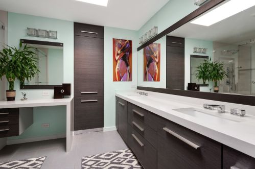 2056 Lincoln Ave, Chicago IL 60659-2314 exterior