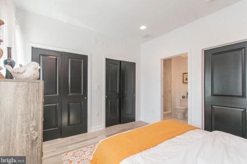 1319 Mckean St, Philadelphia PA  19148-2219 exterior