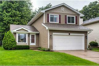 4636 70th Pl, Des Moines, IA 50322-8011