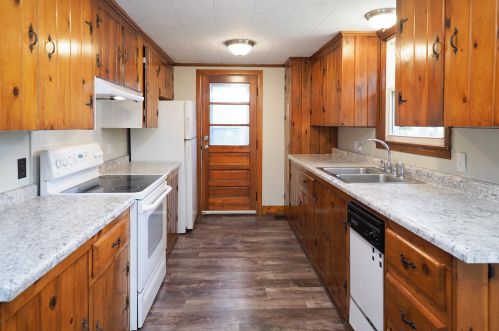 2728 Parchmount Ave, Kalamazoo MI  49004-1793 exterior