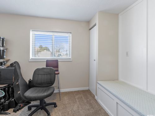 8211 1520, Taylorsville UT 84084-2420 exterior