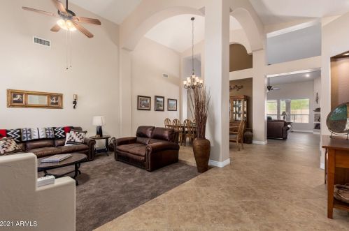 6372 Linda Ln, Chandler AZ 85226-5850 exterior