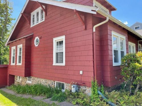 479 Commonwealth Ave, New Britain CT 06053-2404 exterior