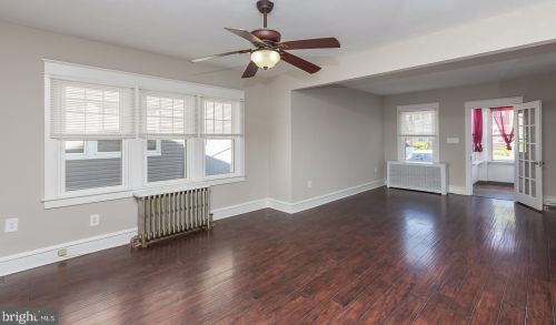 54 Elmwood Ave, Manor PA 19036-2321 exterior