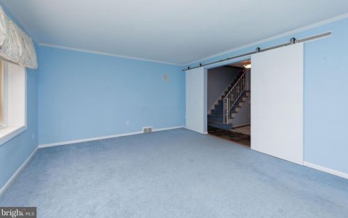 2076 Packard Ave, Huntingdon Valley PA 19006-6418 exterior