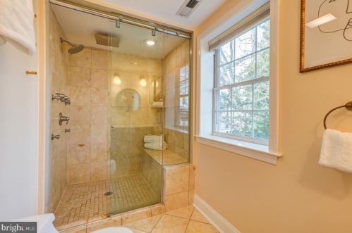 1111 Allison St, Washington DC 20017-2707 exterior