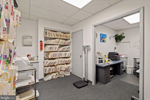 2721 Allegheny Ave, Philadelphia PA 19132-1226 exterior