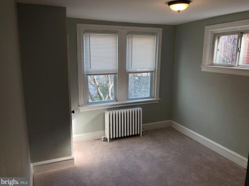 437 Godfrey Ave, Philadelphia PA 19126-3834 exterior