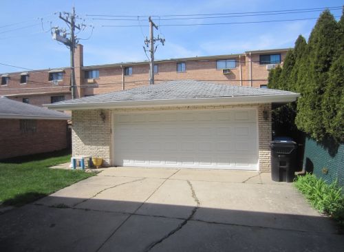 8544 Berwyn Ave, Chicago IL 60640-2005 exterior