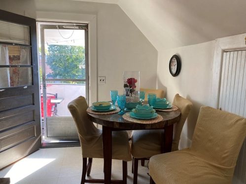 89 Ashley St, Springfield MA 01105-1572 exterior