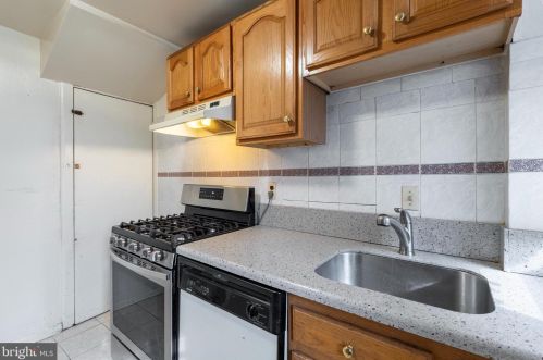 506 Kenyon St, Washington DC 20010-2907 exterior