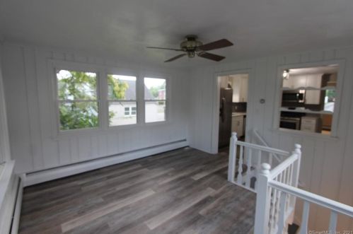 15 Collins St, New Britain CT  06051-3605 exterior