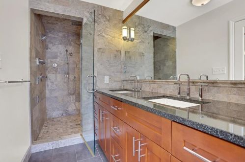 1189 Dunwoody Knl Dr, Atlanta GA 30338-3218 exterior