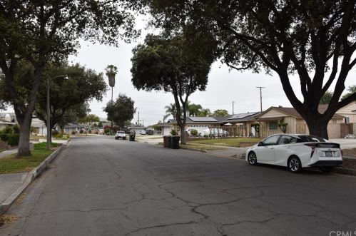 4260 Porter Ave, Fullerton CA 92833-3457 exterior