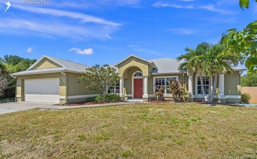 4238 Jared St, Fort Pierce, FL 34953-5605