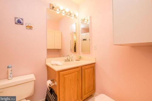 2600 Northrup Dr, Rockville MD 20850-3083 exterior