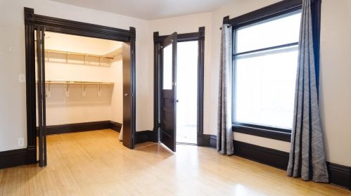 1915 University Ave, Madison WI 53726-3918 exterior