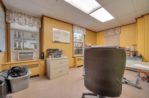 196 Belvidere Ave, Washington NJ 07882-1028 exterior