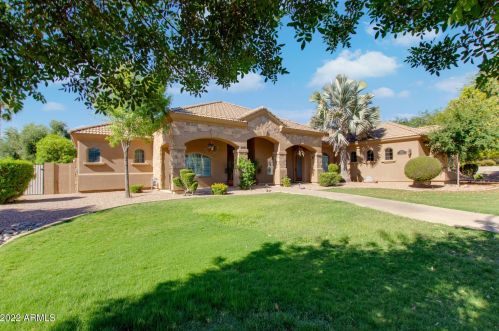 2683 Nolan Pl, Chandler AZ  85249-3597 exterior