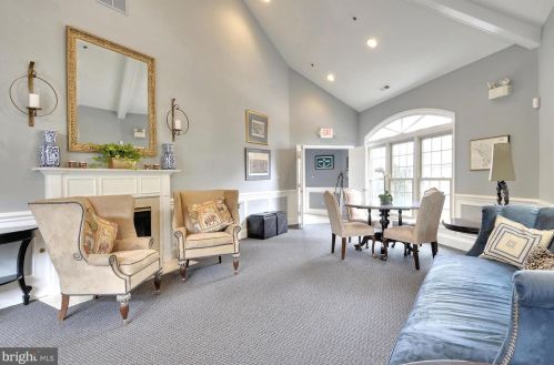 321 Fayette St, Alexandria VA 22314-2434 exterior