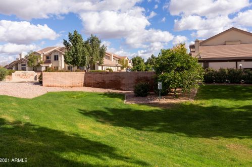 2201 Comanche Dr, Chandler AZ  85224-2328 exterior