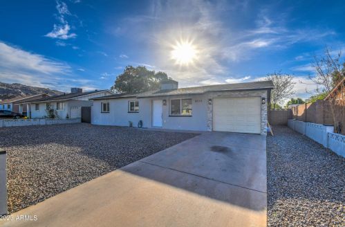 8224 25th St, Phoenix AZ  85042-7020 exterior